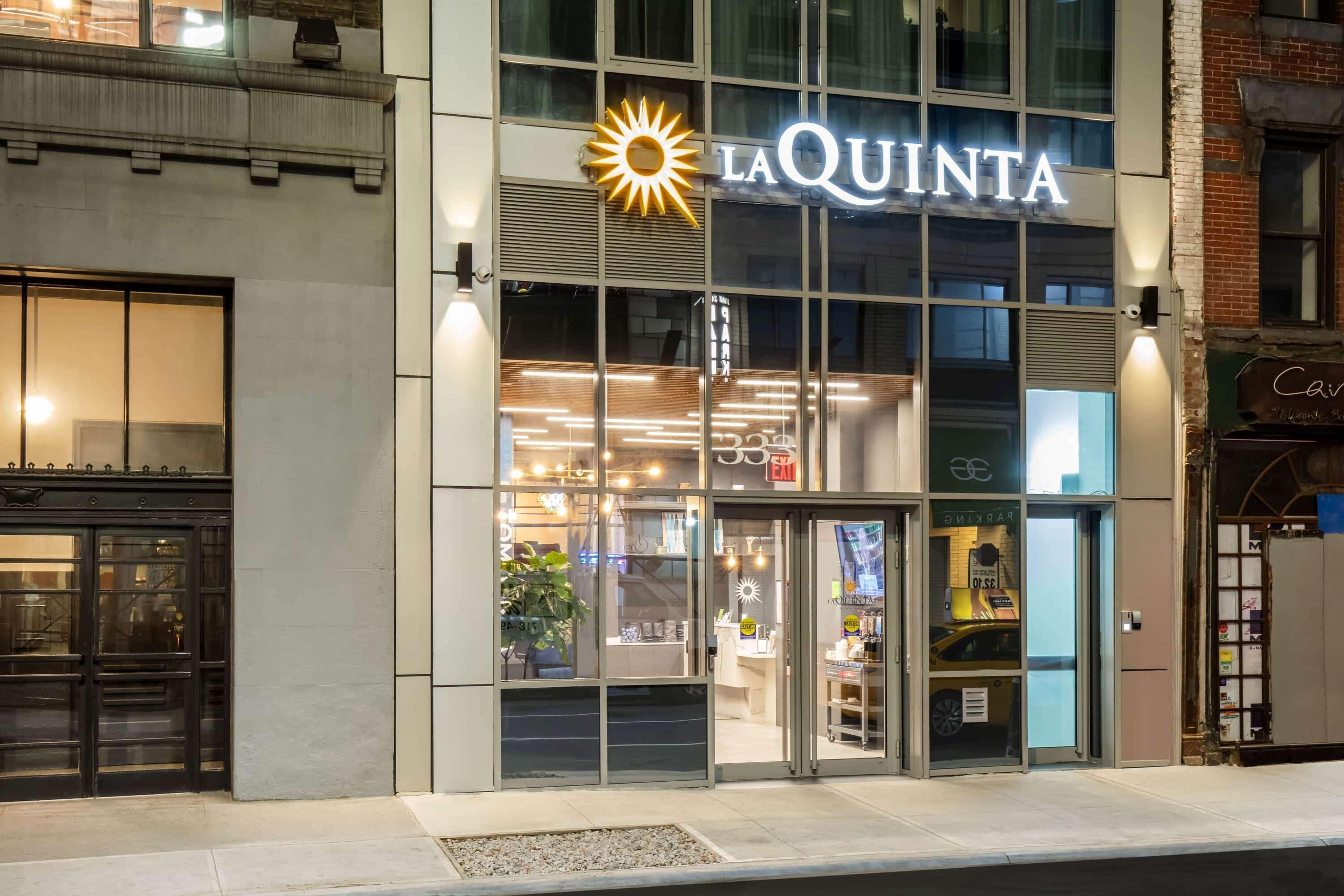 Hotel La Quinta By Wyndham Time Square South New York Exterior foto